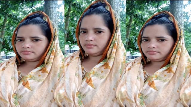 Desi Village Milf – Horny Fingering Closeup MMS